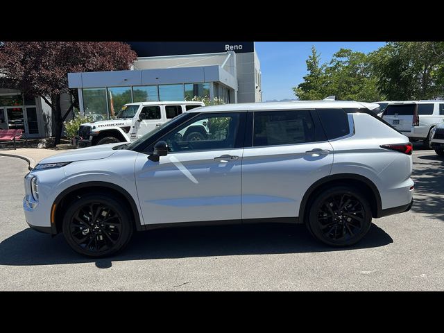 2024 Mitsubishi Outlander SE Black Edition