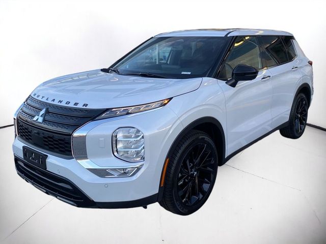 2024 Mitsubishi Outlander SE Black Edition w/Pano Roof