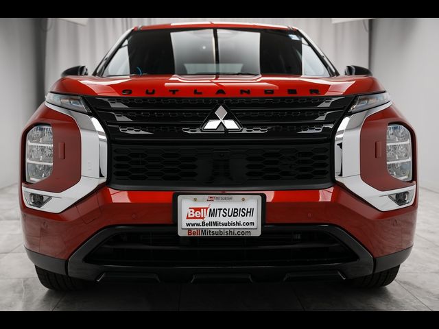 2024 Mitsubishi Outlander SE Black Edition w/Pano Roof