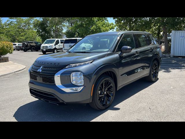 2024 Mitsubishi Outlander SE Black Edition