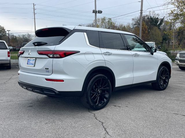 2024 Mitsubishi Outlander SE Black Edition