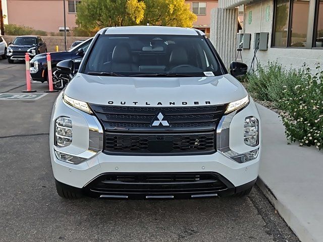 2024 Mitsubishi Outlander SE Black Edition w/Pano Roof