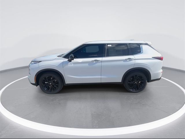 2024 Mitsubishi Outlander SE Black Edition w/Pano Roof