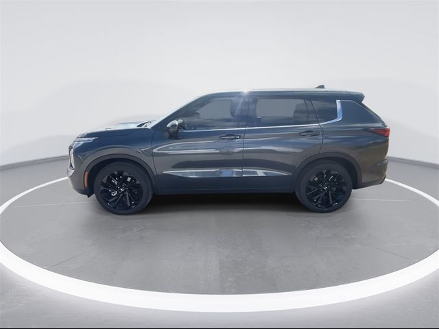 2024 Mitsubishi Outlander SE Black Edition w/Pano Roof