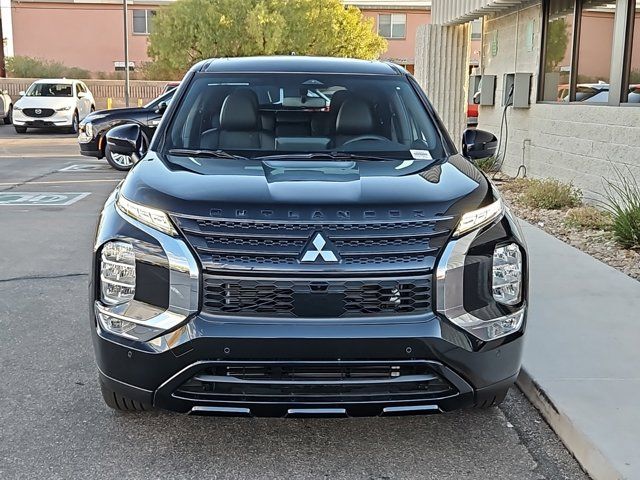 2024 Mitsubishi Outlander SE Black Edition w/Pano Roof