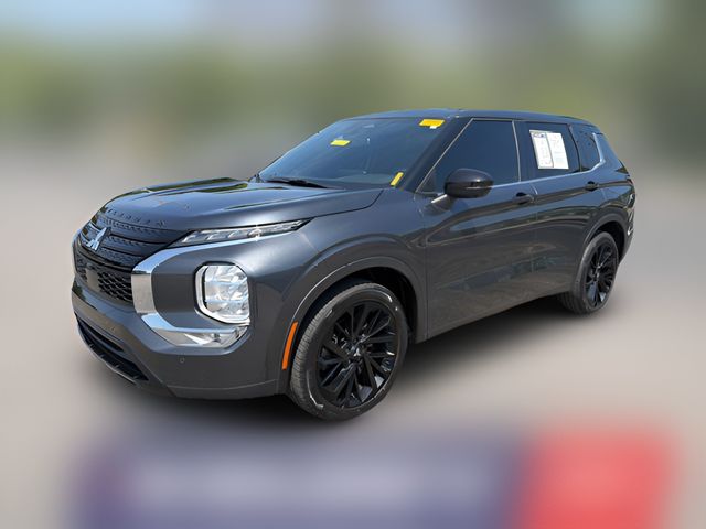 2024 Mitsubishi Outlander SE Black Edition w/Pano Roof