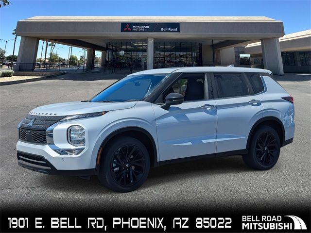 2024 Mitsubishi Outlander SE Black Edition w/Pano Roof