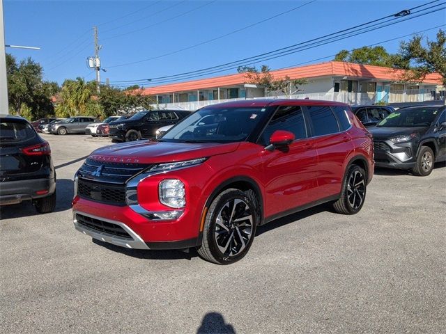 2024 Mitsubishi Outlander SE Black Edition