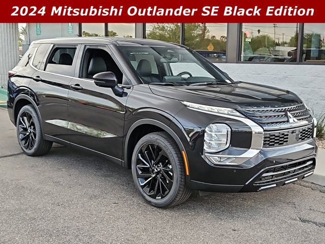 2024 Mitsubishi Outlander SE Black Edition w/Pano Roof