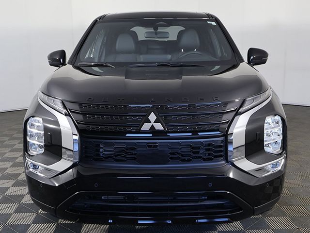 2024 Mitsubishi Outlander SE Black Edition w/Pano Roof