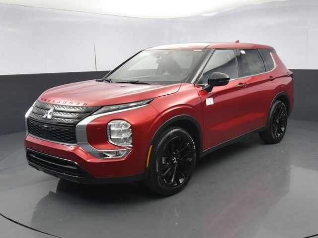 2024 Mitsubishi Outlander SE Black Edition w/Pano Roof