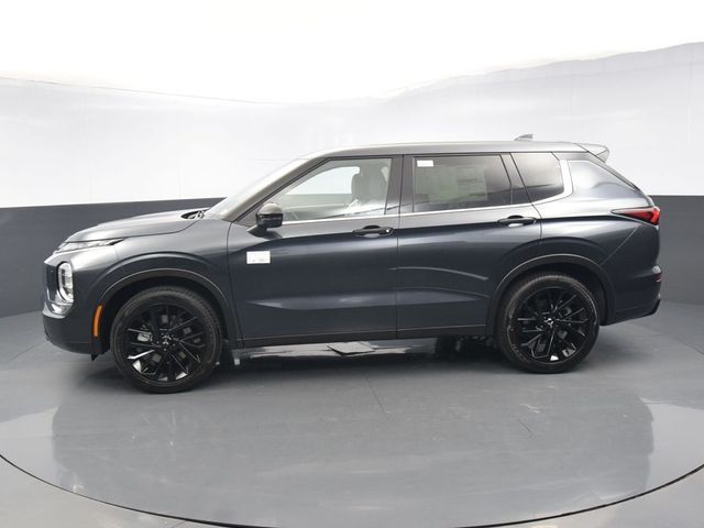 2024 Mitsubishi Outlander SE Black Edition w/Pano Roof