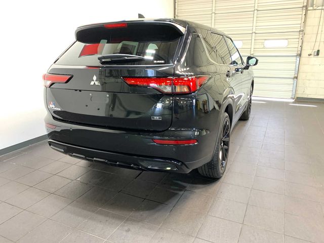 2024 Mitsubishi Outlander SE Black Edition