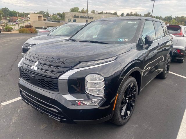 2024 Mitsubishi Outlander SE Black Edition w/Pano Roof