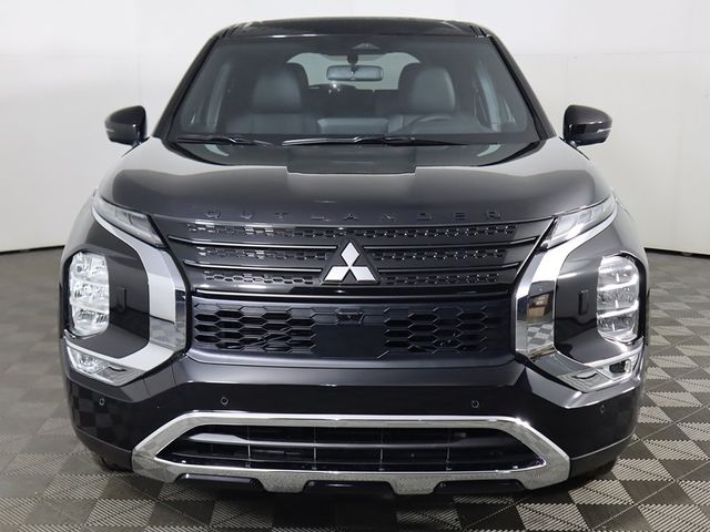 2024 Mitsubishi Outlander SE Black Edition w/Pano Roof