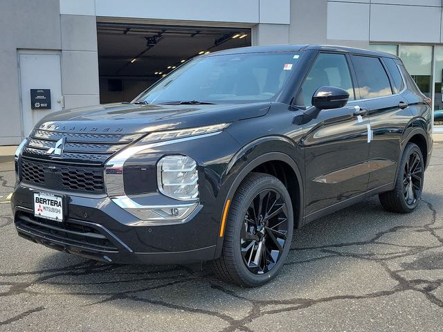 2024 Mitsubishi Outlander SE Black Edition