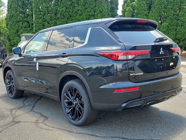 2024 Mitsubishi Outlander SE Black Edition