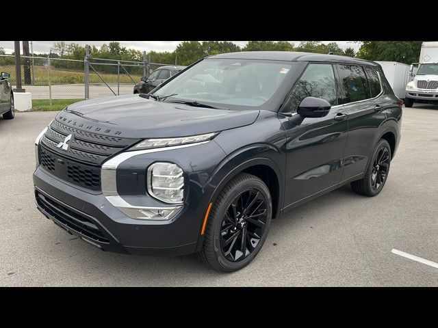 2024 Mitsubishi Outlander SE Black Edition w/Pano Roof