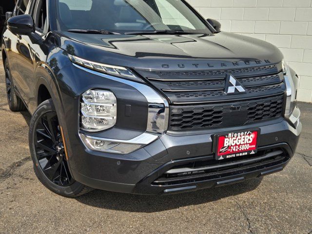 2024 Mitsubishi Outlander SE Black Edition w/Pano Roof