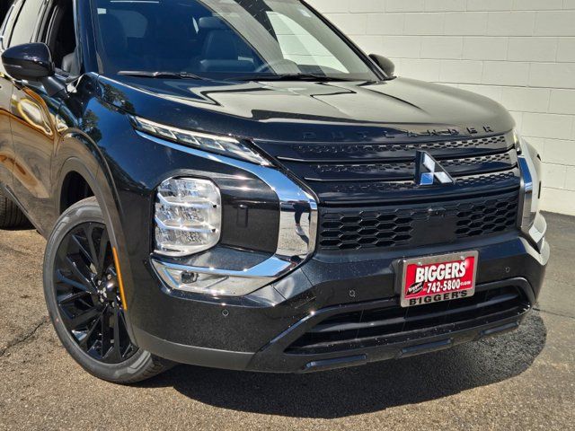 2024 Mitsubishi Outlander SE Black Edition w/Pano Roof