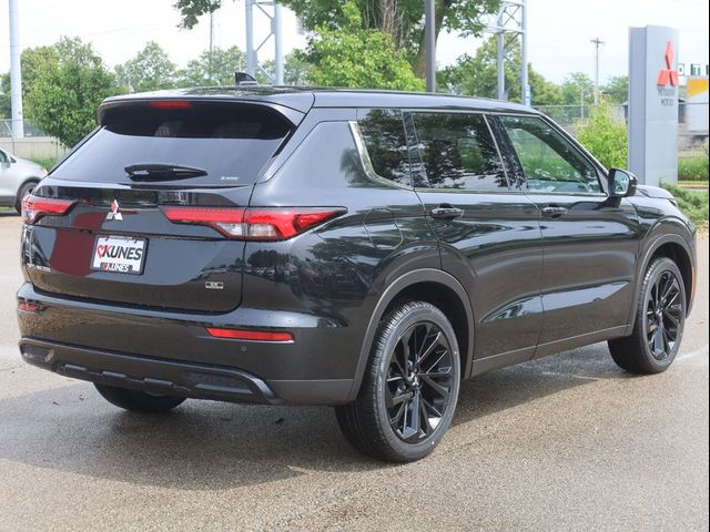 2024 Mitsubishi Outlander SE Black Edition w/Pano Roof