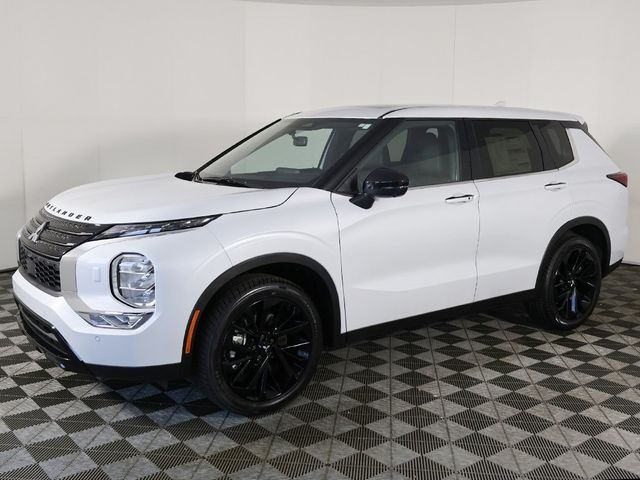 2024 Mitsubishi Outlander SE Black Edition w/Pano Roof