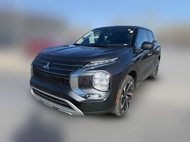 2024 Mitsubishi Outlander SE Black Edition w/Pano Roof