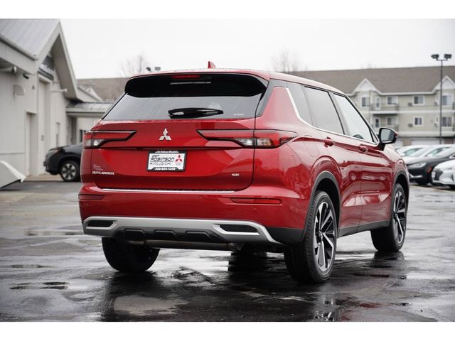 2024 Mitsubishi Outlander SE