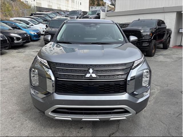 2024 Mitsubishi Outlander 
