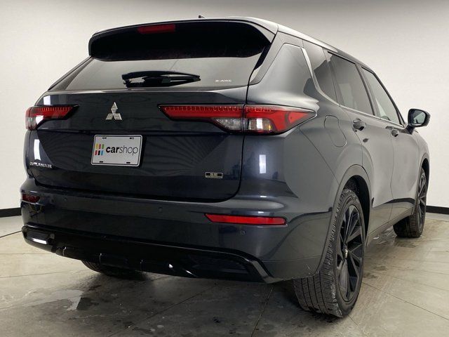 2024 Mitsubishi Outlander SE Black Edition