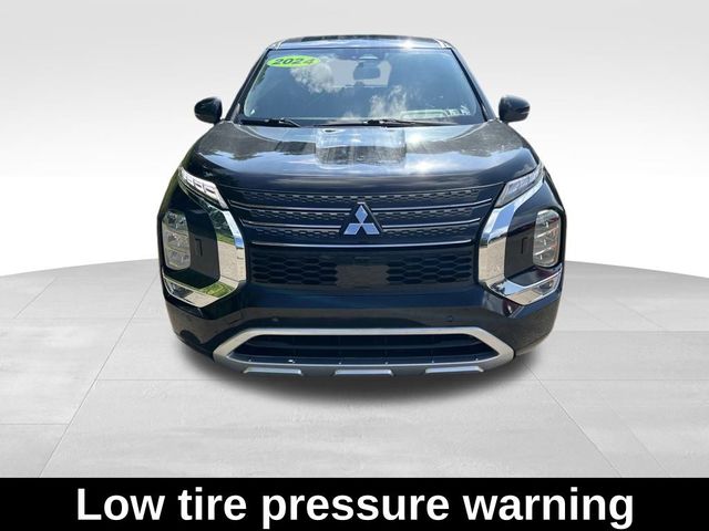 2024 Mitsubishi Outlander Plug-In Hybrid SE