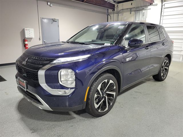 2024 Mitsubishi Outlander PHEV SE