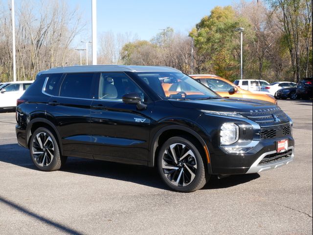 2024 Mitsubishi Outlander Plug-In Hybrid SEL Platinum Edition