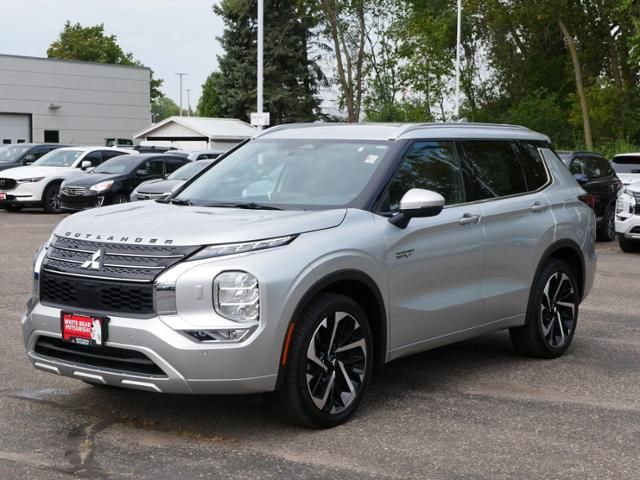 2024 Mitsubishi Outlander PHEV SEL