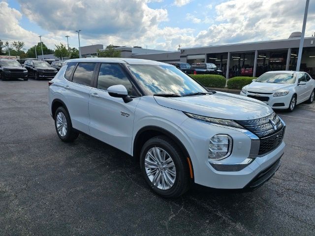 2024 Mitsubishi Outlander PHEV ES