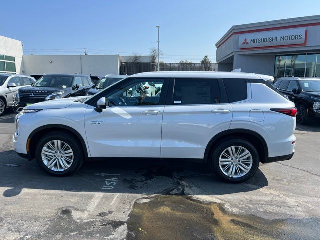 2024 Mitsubishi Outlander Plug-In Hybrid ES