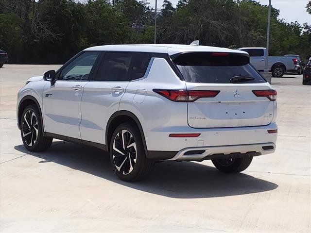 2024 Mitsubishi Outlander PHEV SE