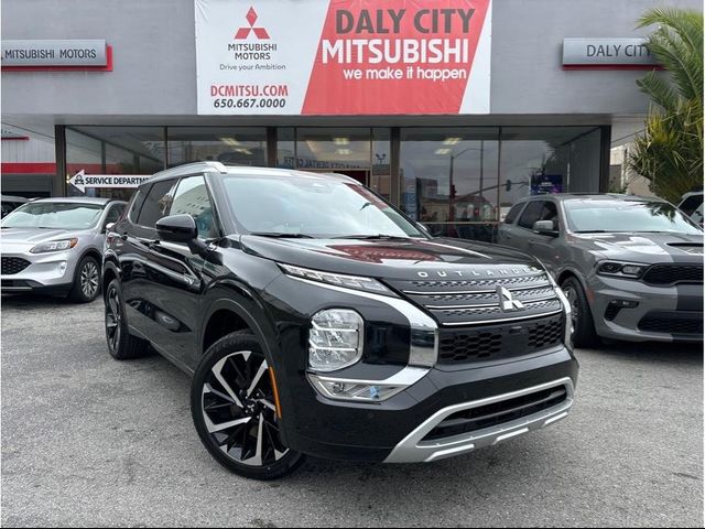 2024 Mitsubishi Outlander Plug-In Hybrid SEL Platinum Edition