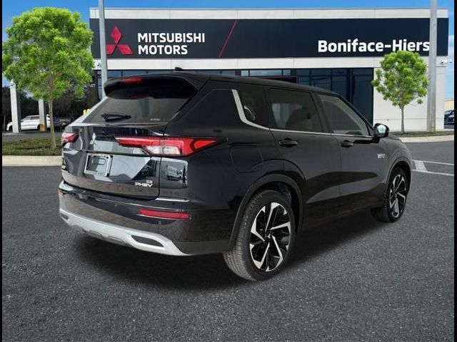 2024 Mitsubishi Outlander Plug-In Hybrid SE