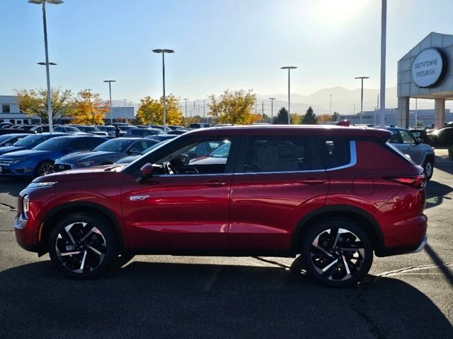 2024 Mitsubishi Outlander PHEV SE