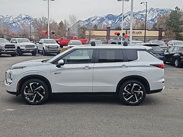 2024 Mitsubishi Outlander Plug-In Hybrid SE