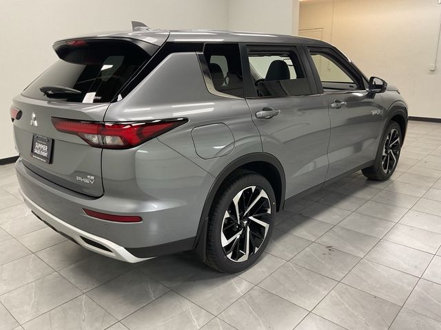 2024 Mitsubishi Outlander PHEV SE