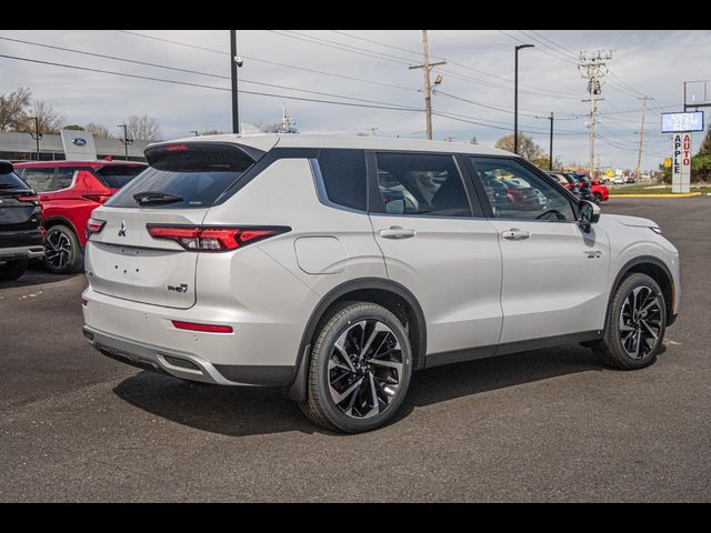 2024 Mitsubishi Outlander PHEV SE