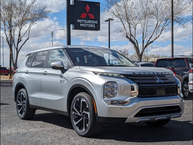 2024 Mitsubishi Outlander PHEV SE