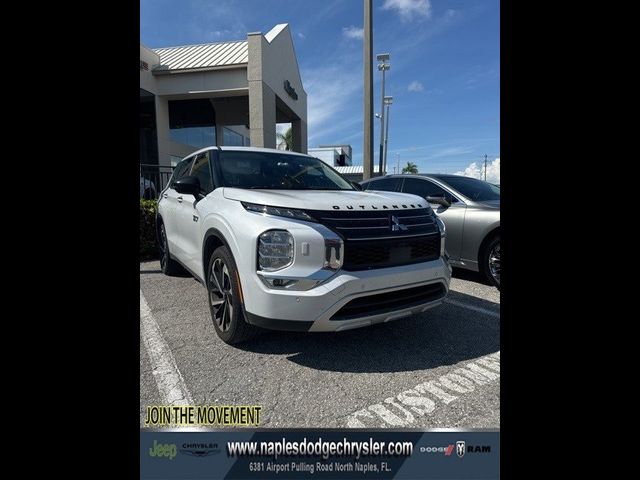 2024 Mitsubishi Outlander PHEV SE