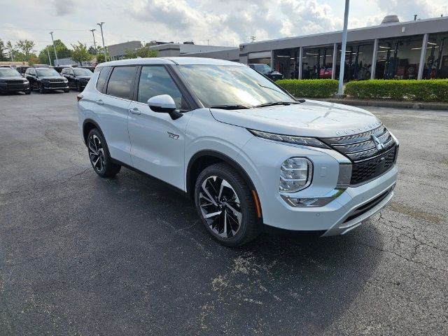 2024 Mitsubishi Outlander PHEV SE