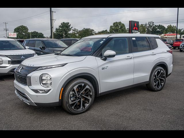 2024 Mitsubishi Outlander PHEV SE