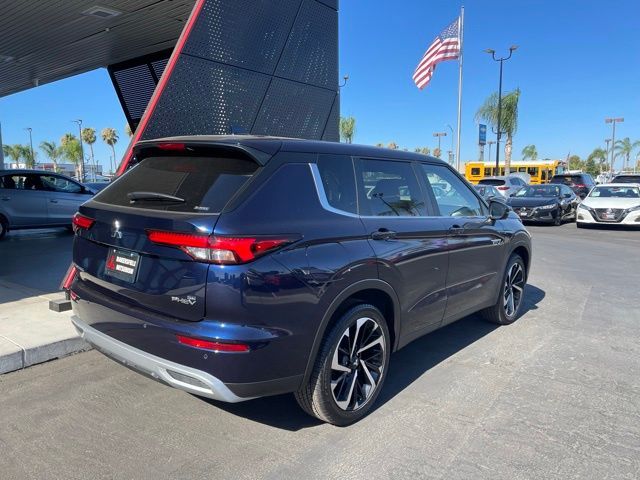 2024 Mitsubishi Outlander PHEV SE