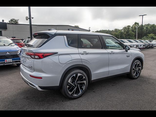 2024 Mitsubishi Outlander PHEV SE