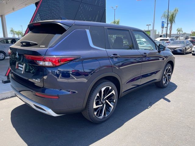 2024 Mitsubishi Outlander PHEV SE